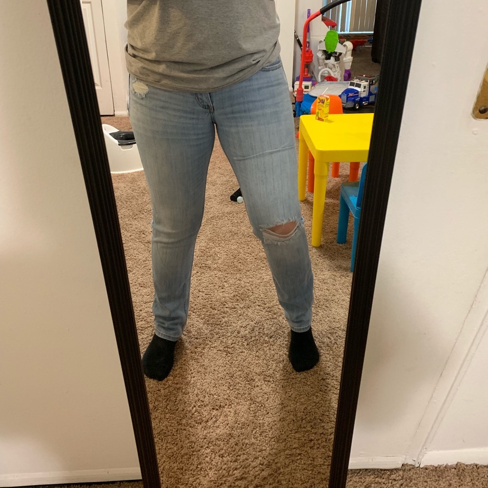 Hollister distressed jeans